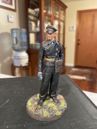 World War Two Painted German Tank Commander Officer 1/16 Scale Model Figurine