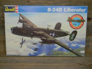 Revell 1/72 B - 24d Liberator Model Airplane Kit Military Warbird,  Wwii 1989