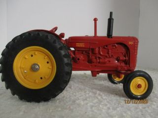 Ertl Vintage Tractors Massey Harris 55 Tractor 1/16 Scale Die Cast Toy