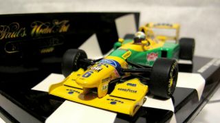 Ricardo Patrese Minichamps 1993 Benetton Ford B 193B Camel Formula 1 1:43 1/43 2