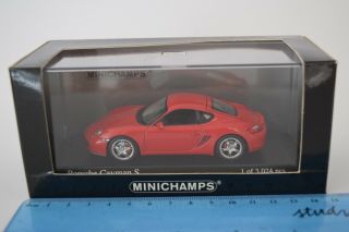 1:43 Porsche Cayman S Coupe 2005 - Red - Minichamps 430 065620