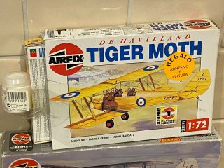 Airfix 1/72 Gloster Gladiator Mk.  1 & De Havilland Tiger Moth 2