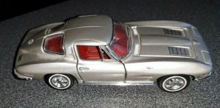 Franklin 1963 Chevrolet Corvette Stingray Split Window Silver 1:43 No Box