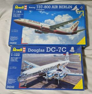 2 Revell Model Kits Boeing 737 - 800 Air Berlin 1:144 & Douglas Dc - 7c 1:122