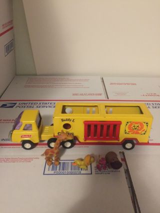 Vintage Buddy L Circus Truck With Giraffe