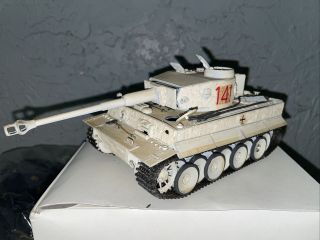 Tamiya Tiger Panzerkampfwagen Vi 1/35 Scale Model Tank Built View Description