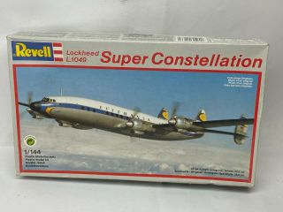 Revell 1/144 Lockheed L - 1049 Constellation,  Lufthansa