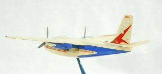 1/81 Aurora - Aero Commander 680 - good built/painted 2
