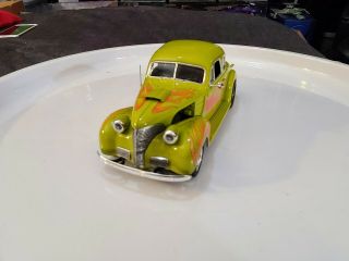 Pro Built Custom 1937 Chevy Coupe Street Rod Highly Detailed Model 1:24 Scale