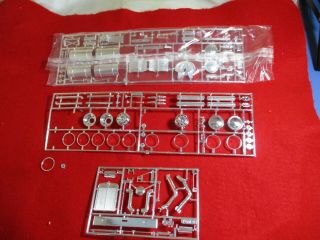 Amt Kenworth K - 123 Cabover Tractor Truck Cab T520 Chrome Parts 1/25 Scale