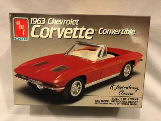 Amt Ertl 1963 Chevrolet Corvette Convertible 1/25 Scale Model Kit