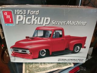 Amt Ertl 1953 Ford Pickup Street Machine 1:25 Scale Model Kit Open Box