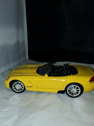 Ertl Racing Champions 2003 Dodge Viper Srt - 10 1:18 Scale Fast And The Furious