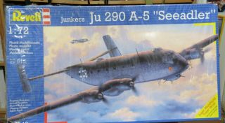 Revell Junkers Ju 290 A - 5 Seeadler 1/72 Scale W/ Schiffer Book