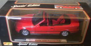 Maisto Special Edition Bmw 325i Convertible Red 1:18 Scale - 31812