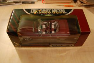 1959 Buick Electra 225 1:18 Yat Ming Road Signature Convertible Red
