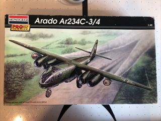 Monogram " Arado Ar234c - 3/4 " 1:48 Model Kit 85 - 5979