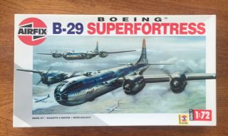 Airfix 1:72 Boeing B - 29 Superfortress Plastic Aircraft Model Kit 07001 Niob