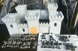 Zvezda 8506 Ancient Stone Fortress 1:72 Scale Model Castle & Plastic Knights