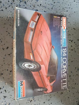Monogram Chevy Corvette Snaptite Plastic Model Car Kit 1405 1:24 Scale Hr