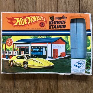 Vintage 1967 Hot Wheels Pop - Up Service Station - Rare Collectible Mattel Car Toy