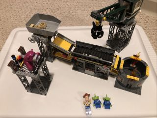 Lego Toy Story Disney Trash Compactor Escape (7596) - Missing Hamm