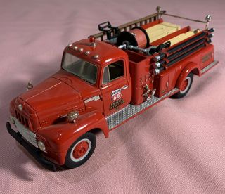 First Gear 1957 International R - 190 Fire Truck Phillips 66 1/34th Scale 1st Ed