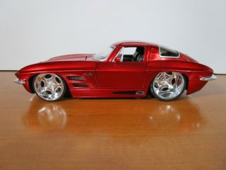 Jada 1/24 Bigtime Muscle Candy Red 1963 Chevy Corvette Sting Ray Please Read