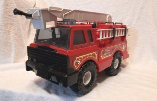 Tonka Fire Truck No.  5 Engine Red Steel Plastic Complete 1999 Hook Ladder 90219
