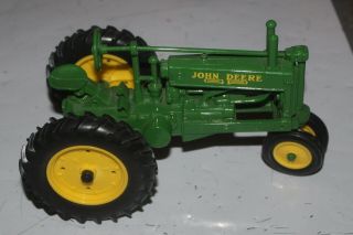 Ertl John Deere General Purpose Tractor Farm Equipment 1:16 Scale 9” Green