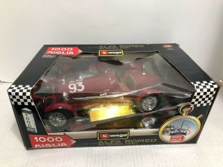 Burago 1:18 Scale 1000 Miglia Alfa Romeo 8c Monza