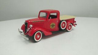 Solido Ford V8 1936 Echelle Truck 1/19 Beverly Hills Red Toy Made In France
