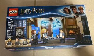 Lego: Harry Potter Hogwarts Room Of Requirement - And