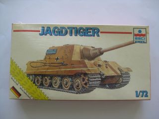 1|72 Model Tank Jagdtiger Esci D12 - 2380