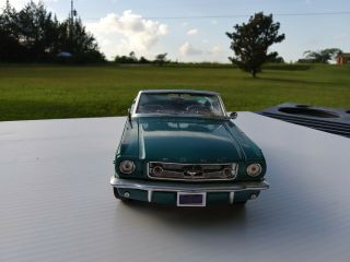 MIRA • 1965 FORD MUSTANG CONVERTIBLE • 1:18 • Teal Metallic • Made in Spain • 2