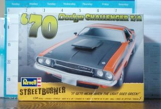 Dodge 1970 Challenger T/a Revell 1:24 Scale Street Burner Kit Open Complete