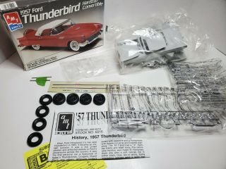 AMT MODEL CAR KIT 1957 Ford Thunderbird 1:25 SCALE FACTORY BAG KIT 2
