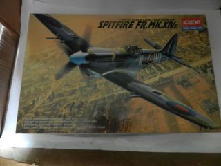 Academy Hobby Model Kits Spitfire Fr.  Mk.  Xive 2161 1/48