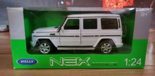 1/24 Scale Mercedes - Benz G500 Diecast Model G - Class Wagon - Welly Silver