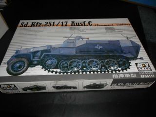 Afv Club 35117,  1/35 Sd.  Kfz.  251/17 Aufs.  C Command Vehicle Model Kit