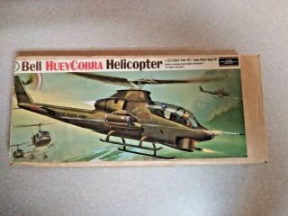 Revell Bell Huey Cobra Helicopter 1/32 Kit 702 1973 Issue Young Builders Club.