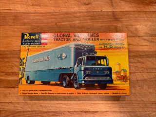 Vintage Revell Global Van Lines Ho Model Kit T - 6018:98 And Furniture Built