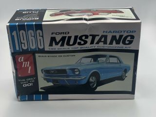 Amt 1966 Ford Mustang Hardtop 1:25 Model Kit Open Box Contents Amt704/12