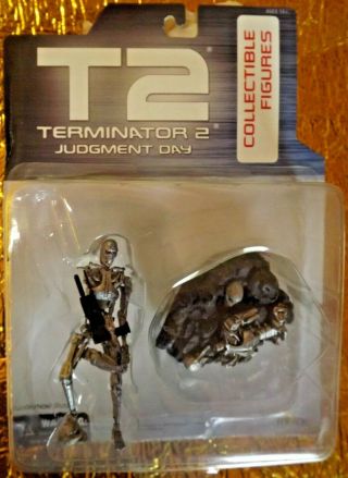 Mirage Toys T2 Terminator 2 Judgement Day Collectible Figure