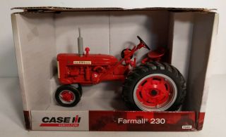 Ertl Case Ih International Harvester Mccormick Farmall 230 Tractor Die - Cast