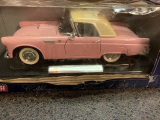 1955 Ford Thunderbird 1:24 Model Die Cast Car Pink Collector 