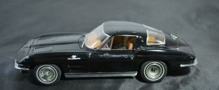1963 Danbury Chevrolet Corvette Sting Ray Coupe 1:24 Scale Tuxedo Black