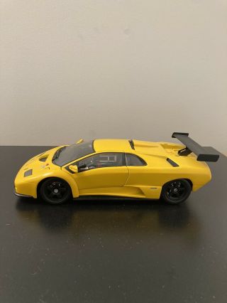 Hot Wheels 1/18 Scale Lamborghini Diablo Gtr