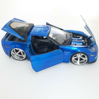 Jada Toys 2006 Chevrolet Corvette Z06 Blue Die Cast Car 1/24 No 91184 0508074f