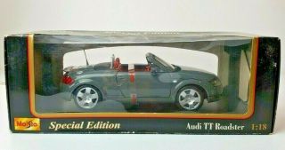 Audi Tt Roadster Gray Convertible Model Die - Cast Car 1:18 Maisto Special Edition